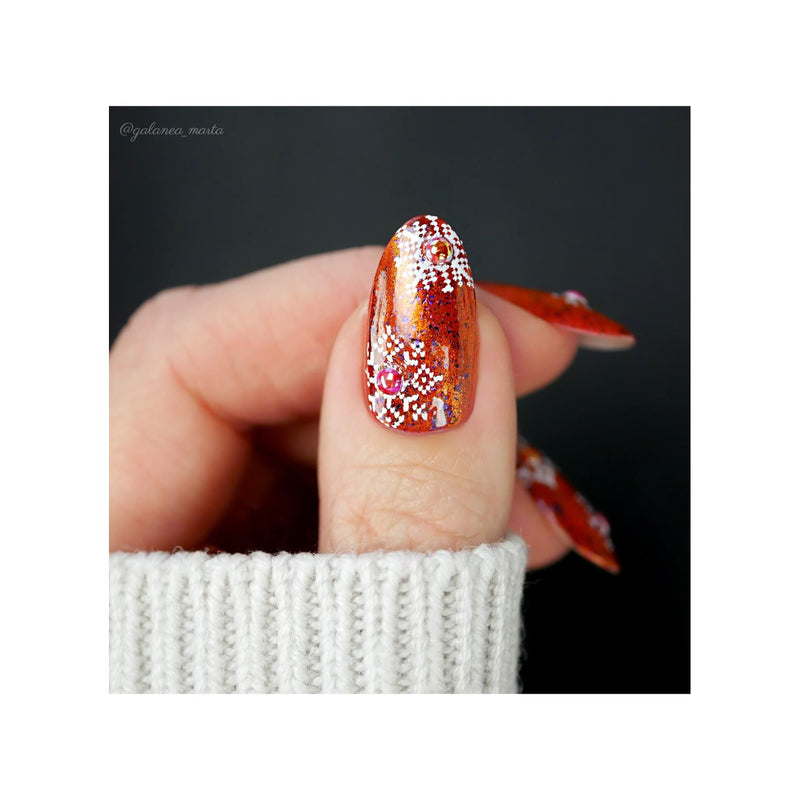 UberChic Beauty The Ultimate DIY Sweater Stamping Plate Gray