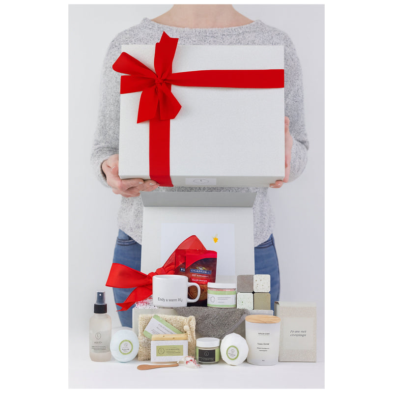 Lizush Sending MOM a BIG hug Luxury Gift Spa Set - Full on Pampering for Mother's day Gift set for Valentines Light Gray No,Yes
