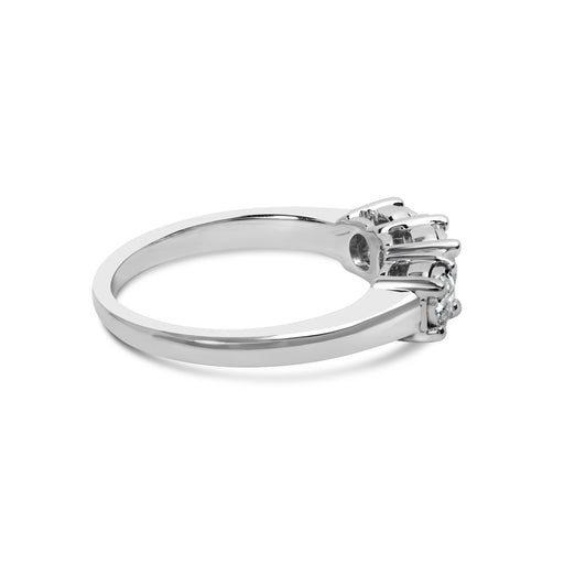 Bids.com 14K White Gold 1/2 Cttw Miracle Set Round Lab Grown Diamond Three Stone Illusion Plate Ring (F-G Color, VS1-VS2 Clarity) - Ring Size 7 Rings White Smoke 7 / White.Gold,9 / White.Gold,6 / White.Gold,8 / White.Gold,5 / White.Gold