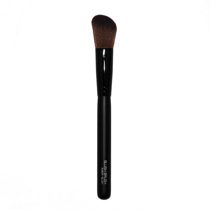 BLUSH BRUSH
