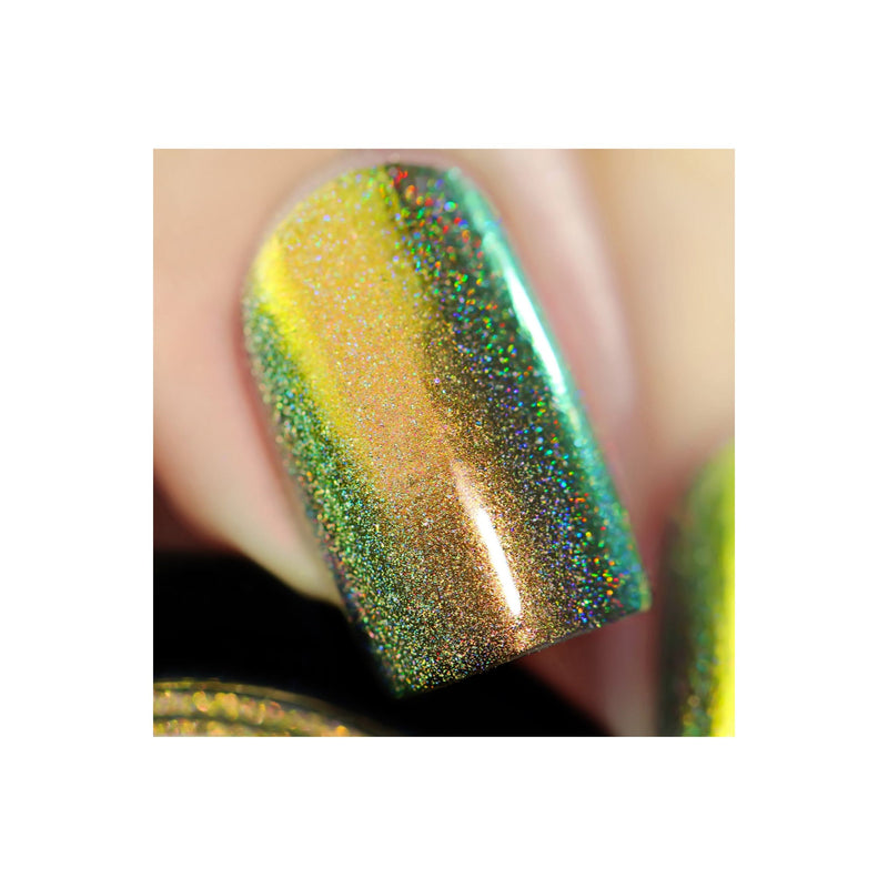 UberChic Beauty Chameleon Holographic Nail Powder: Amazon Princess Powder Tan