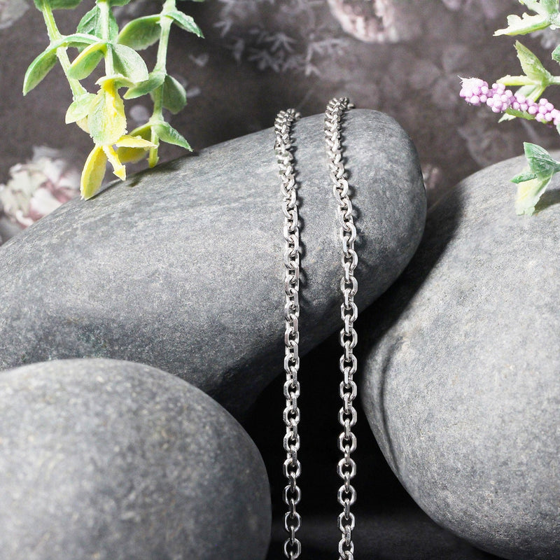 Bids.com 14k White Gold Diamond Cut Cable Link Chain (2.90 mm) Necklaces Gray 18 / White Gold,20 / White Gold,22 / White Gold,24 / White Gold,26 / White Gold