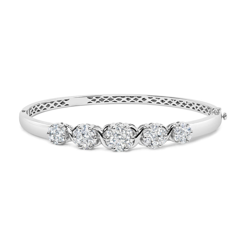 Bids.com 14K White Gold 2 1/2 Cttw Diamond Graduating Floral Cluster Bangle Bracelet (H-I Color, SI1-SI2 Clarity) - Fits Wrists up to 7.25" Bracelets White Smoke White.Gold / 7