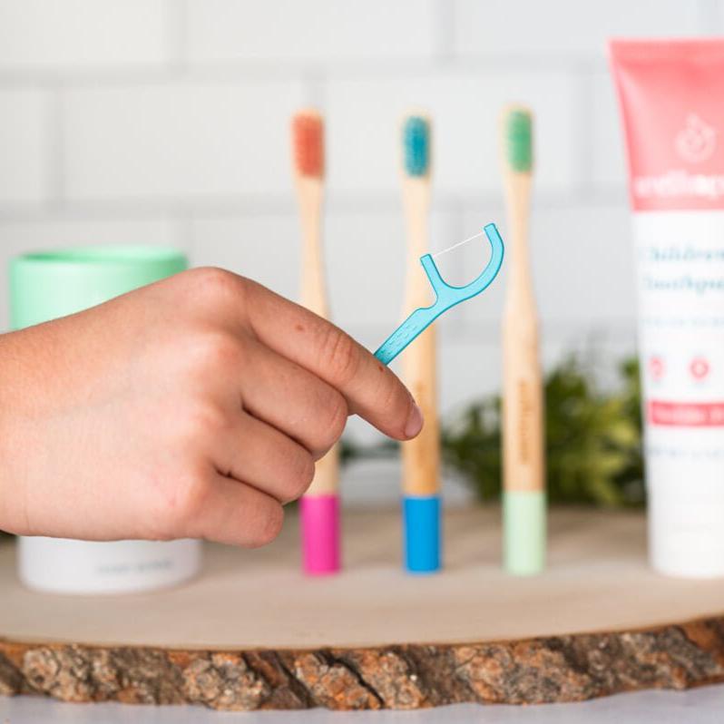 Wellnesse Floss Picks Oral Care Lavender