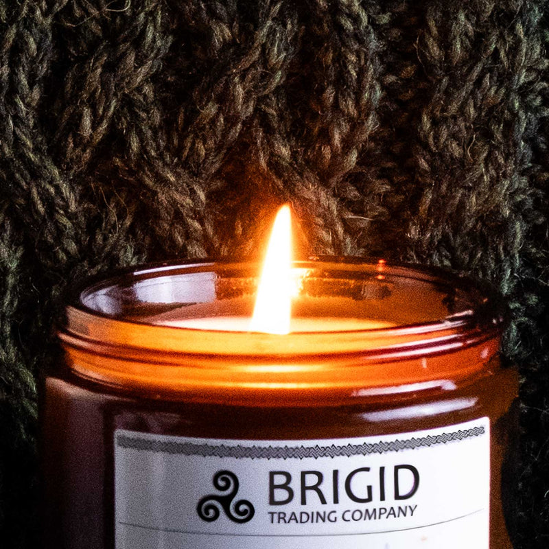 Brigid Trading Company Lavender Chamomile Soy Wax Candle - Lavender and Chamomile Premium Scented Candle Black 7oz amber jar,3oz pewter tin