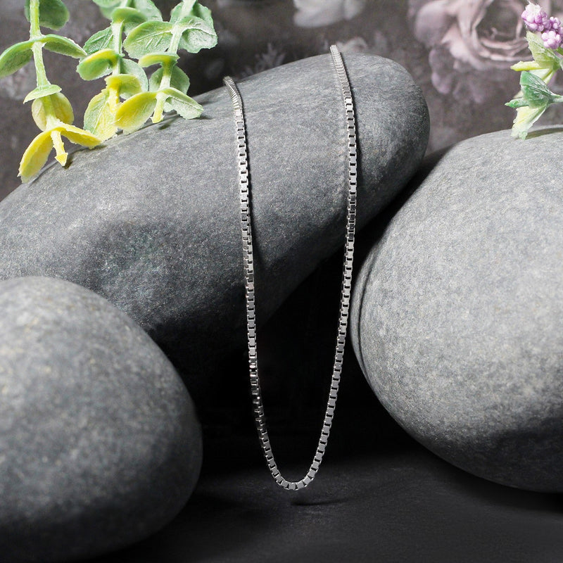 Bids.com 14k White Gold Classic Box Chain 1.4mm Necklaces Black 16 / White Gold,18 / White Gold,20 / White Gold,22 / White Gold,24 / White Gold,30 / White Gold