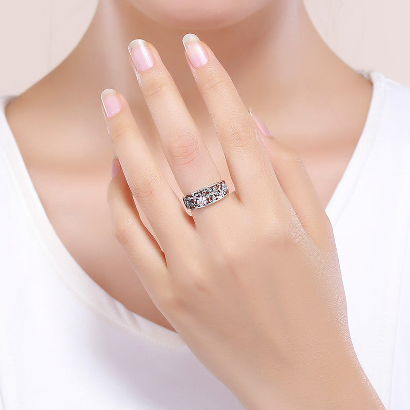 Bids.com S925 Sterling Silver Ring Size 6.0 Rings White Smoke 6,7,8