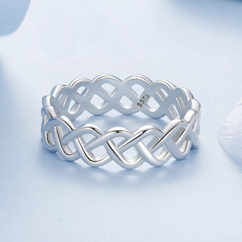 Bids.com 925 Sterling Silver and White Gold 0.5cm Ring Size 6.0 Rings Lavender 6,7,8
