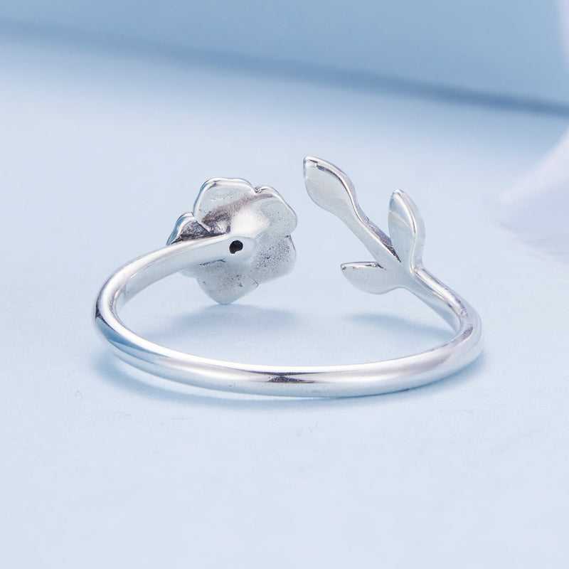 Bids.com 925 Sterling Silver Oxidized Flower Design Ring with Pavé Setting CZ Rings Lavender