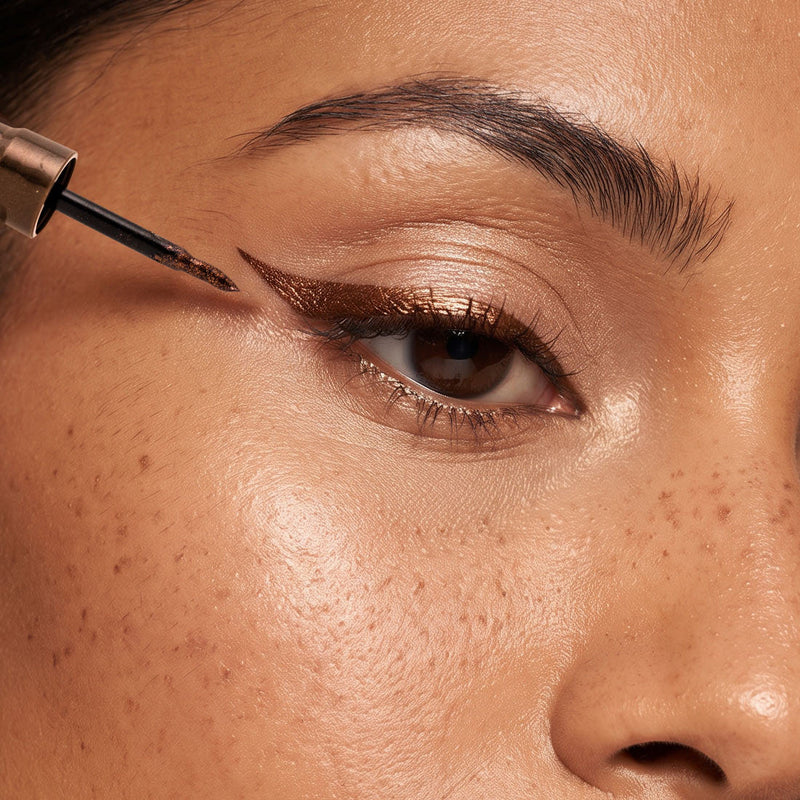 LIQUID EYELINER