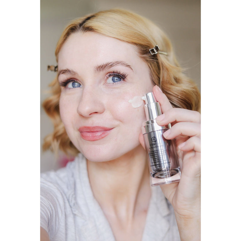 Brightening & Lifting Face Serum for Mature Skin – Evens Tone, Fragrance-Free