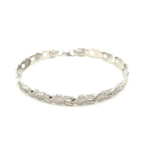 Bids.com 14k White Gold Heart Shape Textured Bracelet Bracelets White Smoke 7.25 / White Gold
