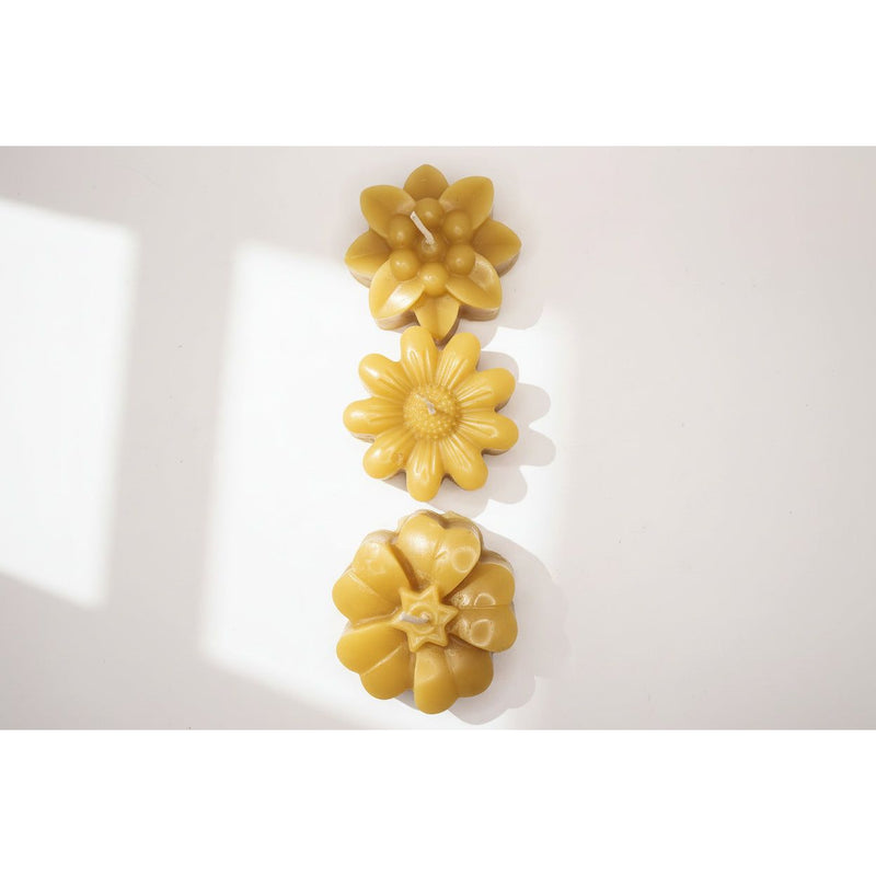 SAVAGE BEE-CHES® Flower Candles Light Gray Rose,Sunflower,Hearts,Berry,Peonies