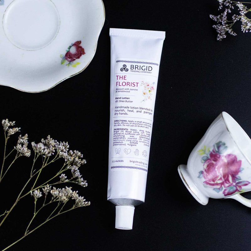 Brigid Trading Company The Florist Natural Hand Lotion - Jasmine, Ylang Ylang, Helichrysum, and Sandalwood Hand Lotion Black