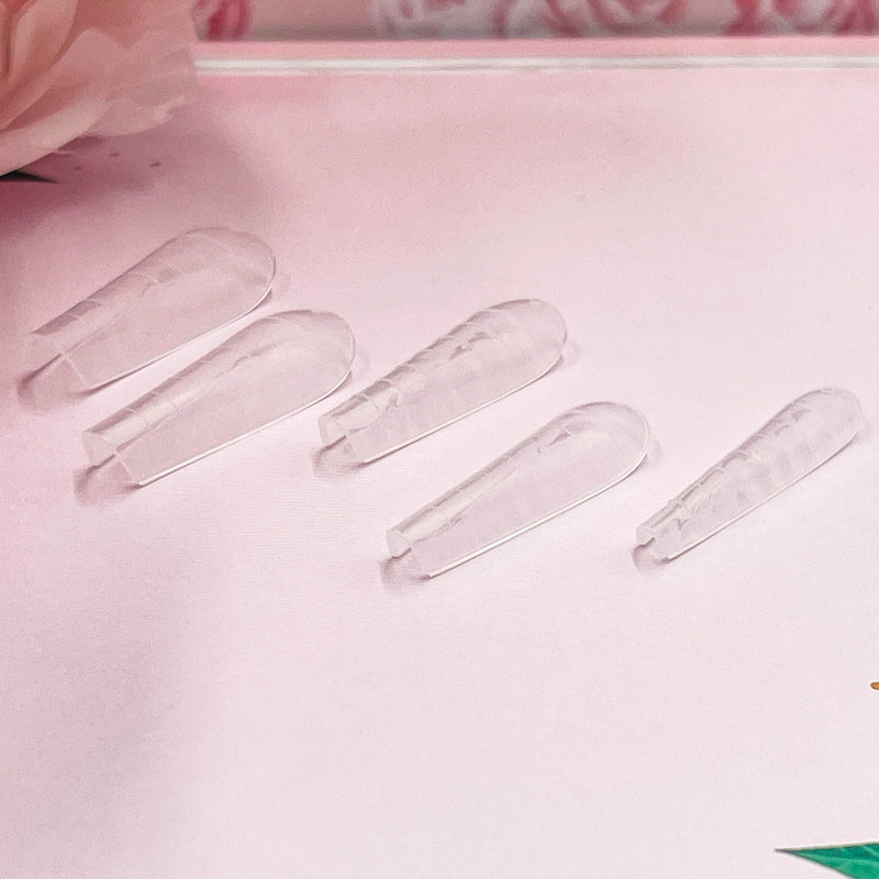 Red Iguana LLC Russian Almond C-Curve Dual Forms / Full Cover Nail Tips Light Gray