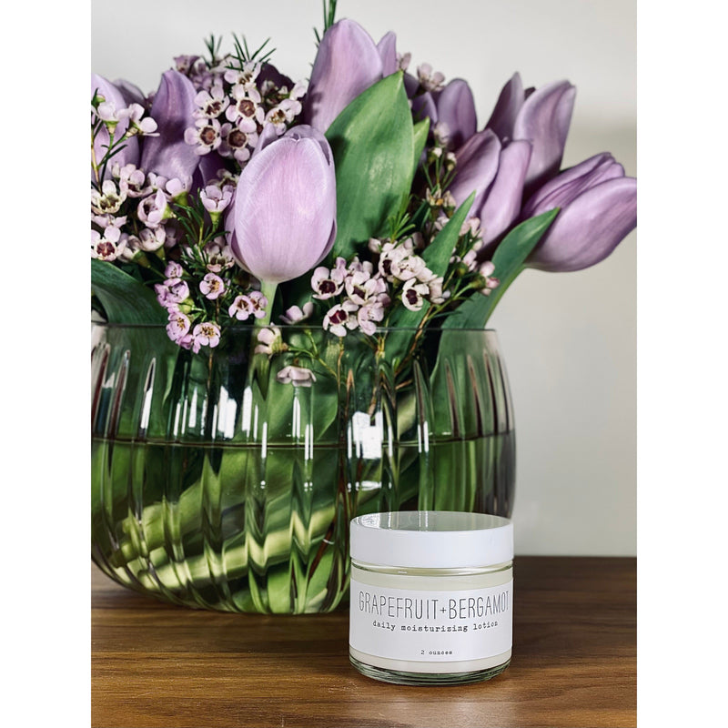 handmade. la conner Daily Moisturizing Lotion - Citrusy Ladies Gray 2 Ounces - Grapefruit + Bergamot