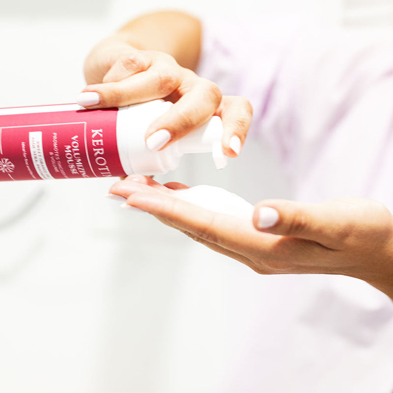 Kerotin Volumizing Mousse White Smoke