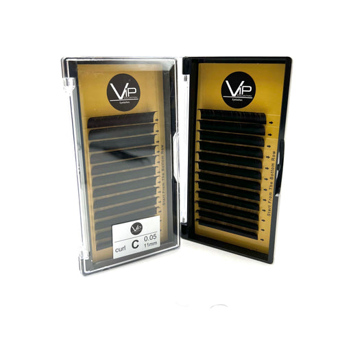 VIP Extensions VIP Extensions Faux Mink Lashes 12 Lines C.05 Length 18mm False Eyelashes & Adhesives White Smoke