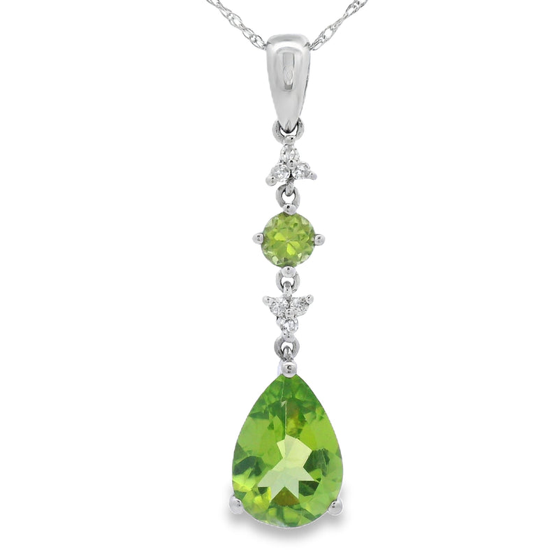 Bids.com 2.35ct Peridot Diamond Fashion Pendants 10KT White Gold Pendants White Smoke 18