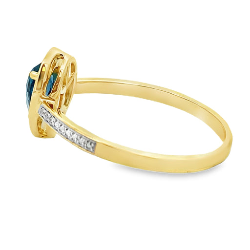 Bids.com .54ct London Blue Topaz Diamond Ring 10KT Yellow Gold Rings White Smoke 7.0