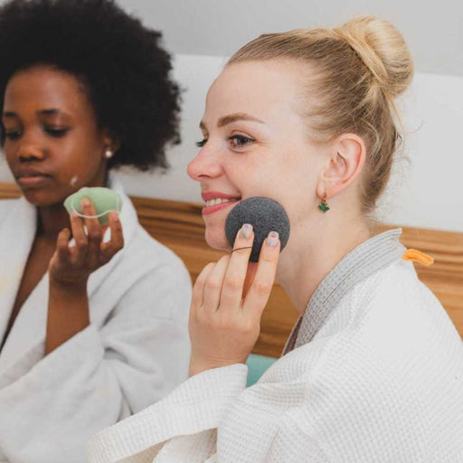 Shave Essentials Konjac Facial Sponge Shower Sponges, Brushes & Scrubs Light Gray