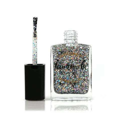 laurenbbeauty 33 Carats - 7 FREE + VEGAN NAIL POLISH White Smoke