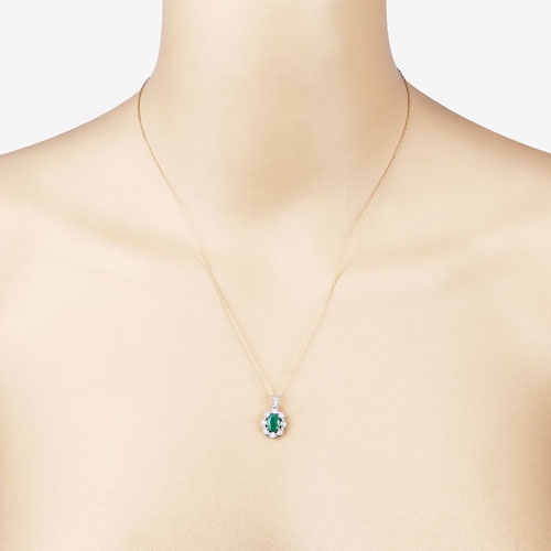 Bids.com 0.79 Carat Genuine Zambian Emerald and White Diamond 10K Yellow Gold Pendant Pendants Antique White