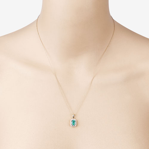 Bids.com 0.83 Carat Genuine Zambian Emerald and White Diamond 10K Yellow Gold Pendant Pendants Light Gray