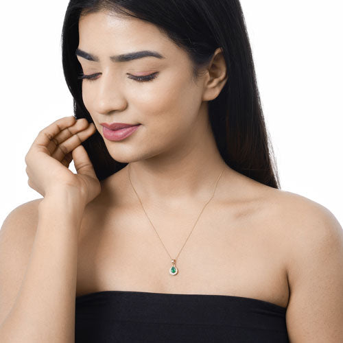 Bids.com 0.89 Carat Genuine Zambian Emerald and White Diamond 14K Yellow Gold Pendant Pendants White Smoke