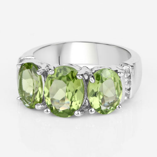 Bids.com 4.14 Carat Genuine Peridot and White Topaz .925 Sterling Silver Ring Rings Light Gray size 5.00,size 6.00,size 7.00,size 8.00,size 8.50,size 9.00