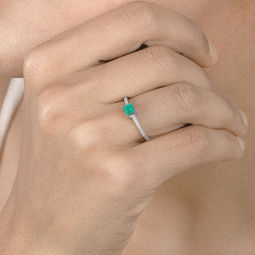 Bids.com 0.67 Carat Genuine Zambian Emerald and White Diamond 14K White Gold Ring Rings Rosy Brown size 5.00,size 6.00,size 7.00,size 8.00,size 9.00
