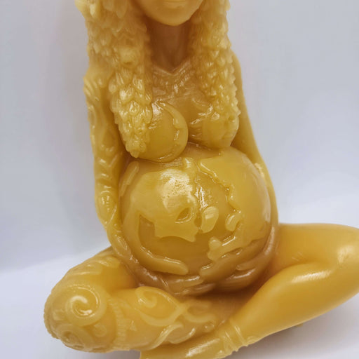 SAVAGE BEE-CHES® Mother Earth Beeswax Candle – 9.6 oz Gray