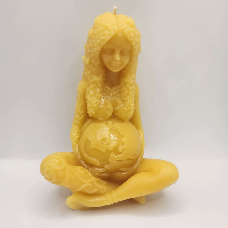 SAVAGE BEE-CHES® Mother Earth Beeswax Candle – 9.6 oz Light Gray