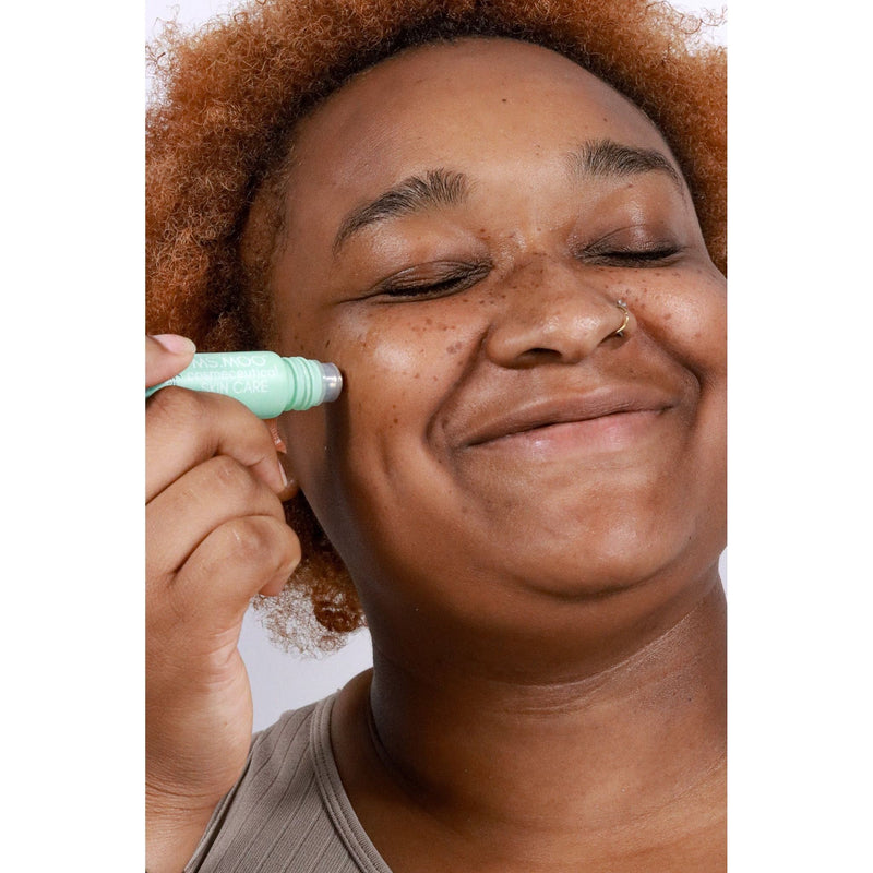 minimanimoo Ms. Moo™ Pimp-less Anti-acne Roller Sienna