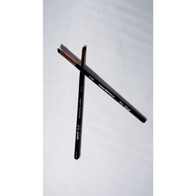 Prolux Cosmetics Angled Brow Brush brush Light Gray