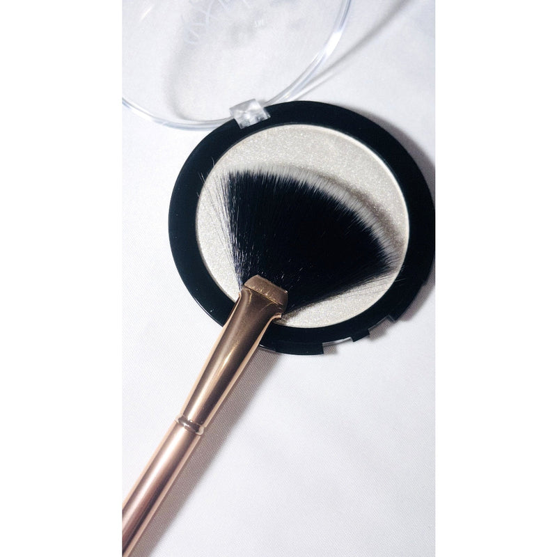 Prolux Cosmetics Rose Gold Fan Brush Fan Brush Lavender
