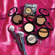 Rude Cosmetics Stop the Press(ed) Powder Powder Maroon Porcelain 01,Fair 02,Light 03,Rosy Nude 04,Nude 05,Cashmere 06,Cool Beige 07,Fawn 08,Light Tan 09,Golden Tan 10,Latte 11,Chai 12,Caramel 13,Hazelnut 14,Mocha 15