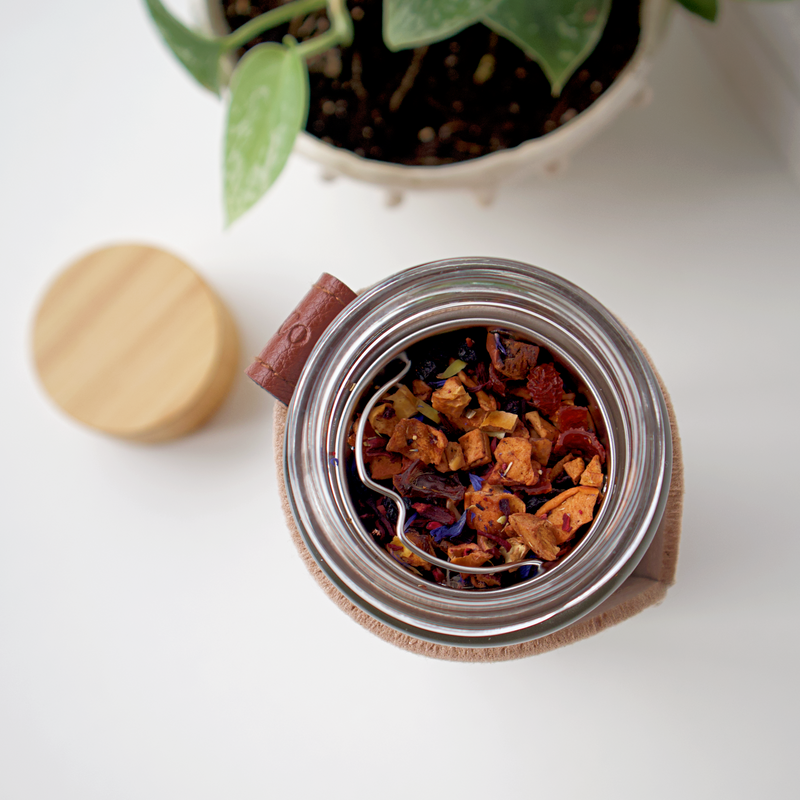 Love of Earth Co. Glass Tea + Coffee Infuser Bottle Lavender