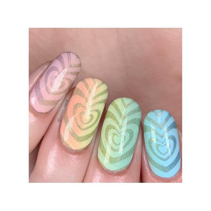 UberChic Beauty Queen of Hearts Stamping Plate Rosy Brown